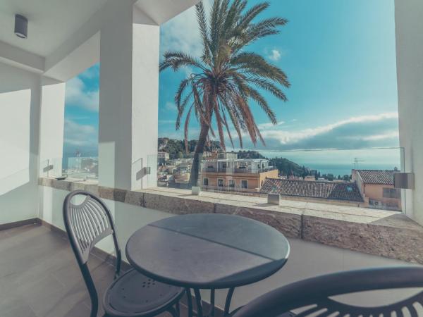 Il Piccolo Giardino GH ***Superior : photo 8 de la chambre chambre double ou lits jumeaux deluxe avec balcon