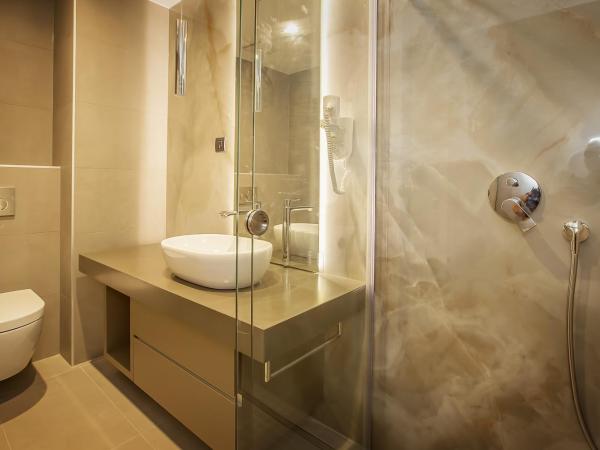 Hotel Maritime : photo 2 de la chambre chambre double deluxe avec balcon - vue sur mer