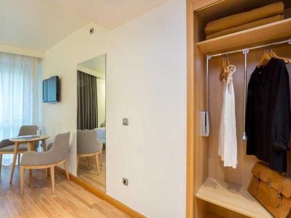 Hotel Palacio de Aiete : photo 6 de la chambre chambre double ou lits jumeaux