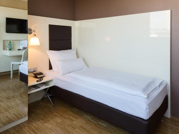 Hotel Santo : photo 1 de la chambre chambre simple