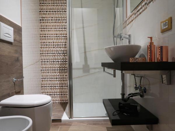 Maglo Station : photo 3 de la chambre chambre triple de luxe