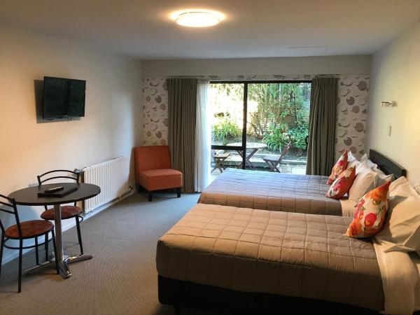 Earnslaw Lodge : photo 1 de la chambre studio avec patio