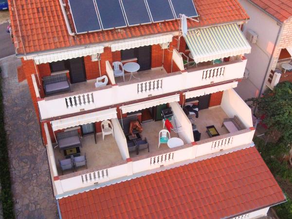 Guest House Romansa : photo 8 de la chambre chambre double ou lits jumeaux deluxe - vue sur mer