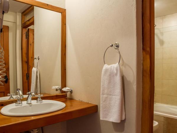 Estancia Del Carmen Mountain Resort : photo 4 de la chambre chambre double classique - vue sur lac