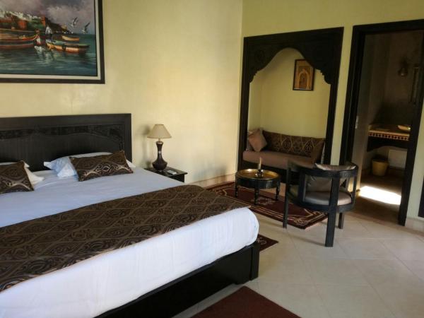 Riad Asmaa Agadir : photo 6 de la chambre suite junior - vue sur piscine