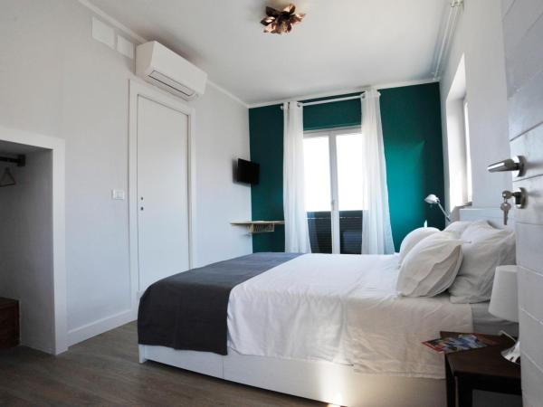 aquarium rooms : photo 2 de la chambre chambre double deluxe - vue sur mer