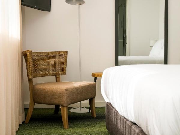 BO - Álvares Cabral GuestHouse : photo 4 de la chambre chambre double - vue sur jardin