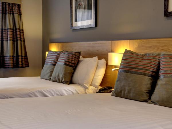 Linton Lodge a BW Signature Collection Hotel : photo 3 de la chambre chambre familiale avec 2 lits doubles.