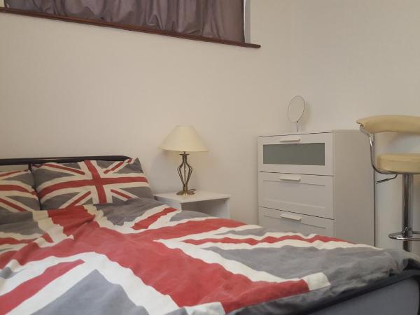 The Heart Of Stratford..! : photo 2 de la chambre chambre double Économique