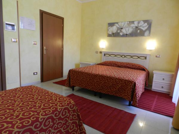 Hotel Air Palace Lingotto : photo 1 de la chambre chambre triple