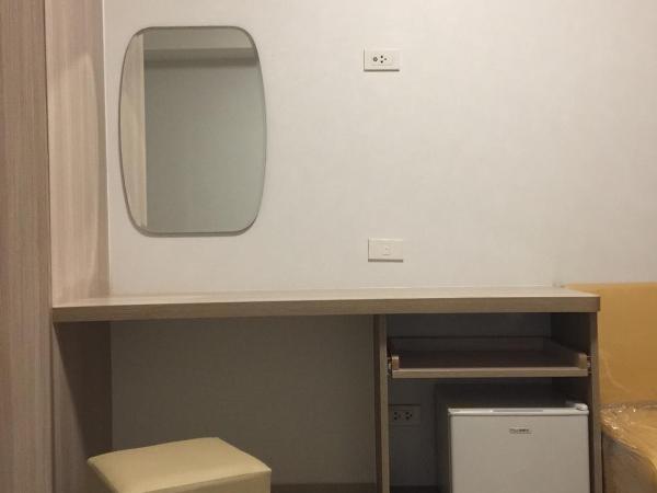 Roseate Bangkok Hotel : photo 10 de la chambre chambre lit queen-size deluxe