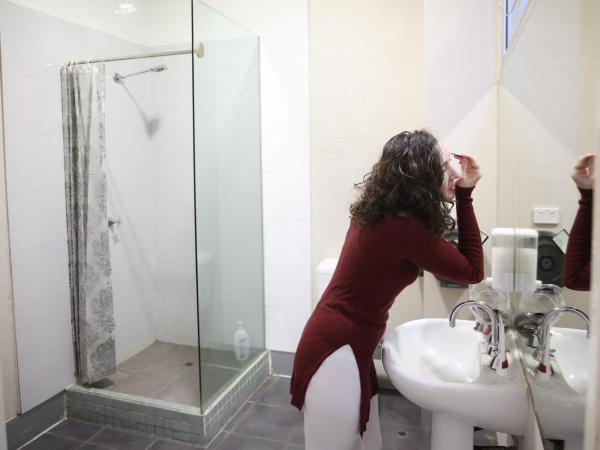 Barkly Backpackers : photo 6 de la chambre lit superposé dans dortoir pour femmes