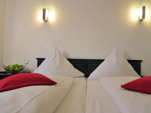 Cerano City Hotel Köln am Dom : photo 1 de la chambre chambre triple