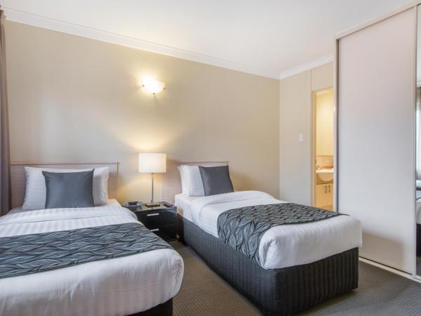 The Peninsula Riverside Serviced Apartments : photo 1 de la chambre classic one-bedroom triple bed suite