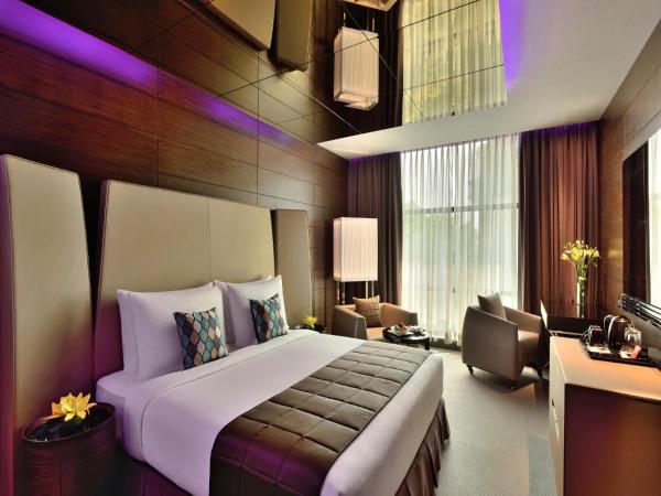 Radisson Blu Atria Bengaluru : photo 5 de la chambre chambre affaires