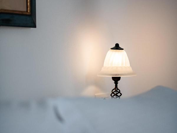 Pantelia Suites : photo 3 de la chambre chambre double - vue sur caldera