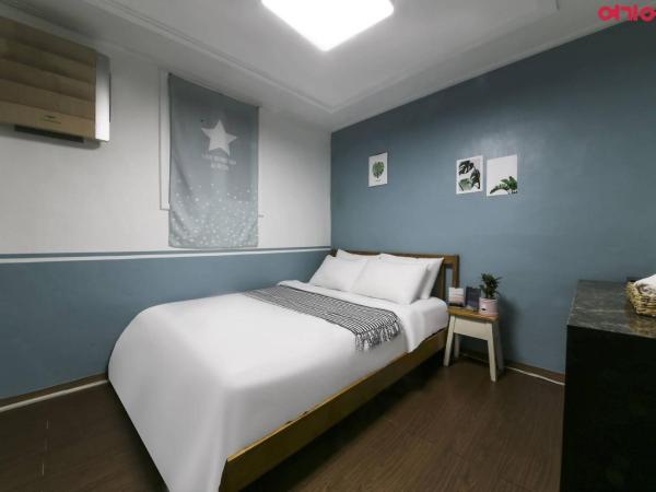 Sinchon Sisters Hostel : photo 1 de la chambre chambre double