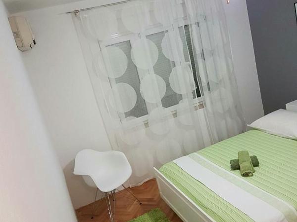 Kaja Apartment : photo 4 de la chambre chambre double