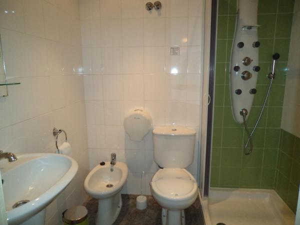 Hotel Porto Nobre : photo 4 de la chambre chambre lits jumeaux