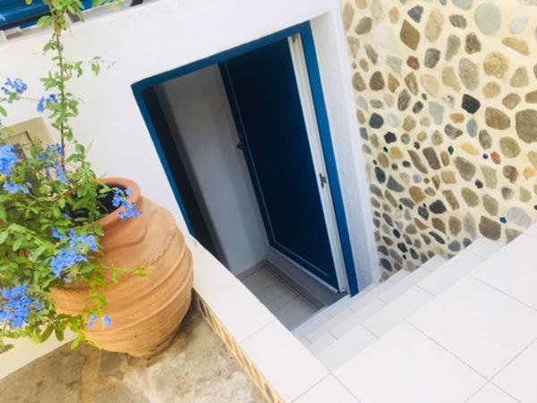 Matina Hotel : photo 5 de la chambre chambre quadruple Économique - demi sous-sol