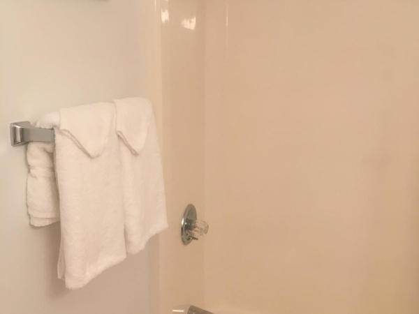 Ocean Cove Motel : photo 1 de la chambre chambre lit queen-size