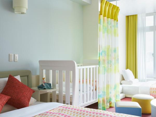 Art Hotel Osaka Bay Tower : photo 2 de la chambre chambre familiale avec lit bébé