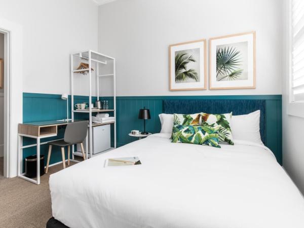 The Baxley Bondi : photo 2 de la chambre chambre lit queen-size avec salle de bains privative