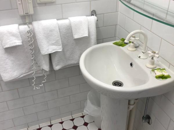 Adelaide Airport Motel : photo 5 de la chambre chambre double ou lits jumeaux standard