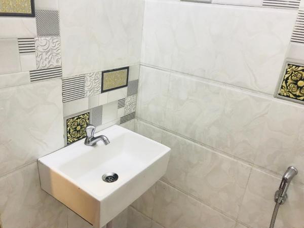 Tuk Tuk Backpackers Jaipur : photo 9 de la chambre lit dans dortoir mixte climatisé de 10 lits