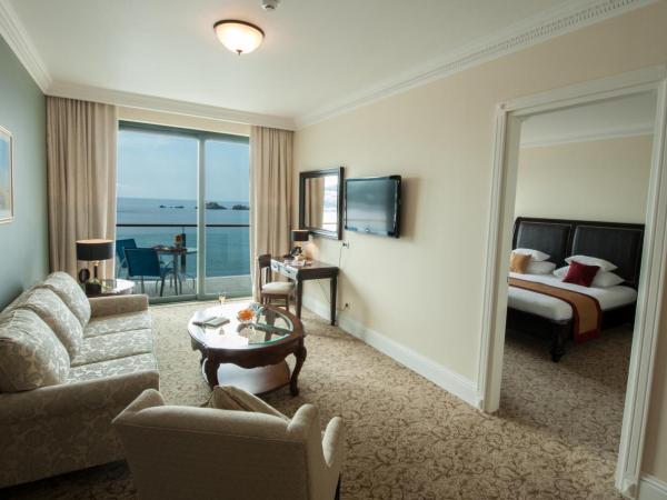 Royal Princess Hotel : photo 6 de la chambre suite de luxe avec balcon - vue sur mer
