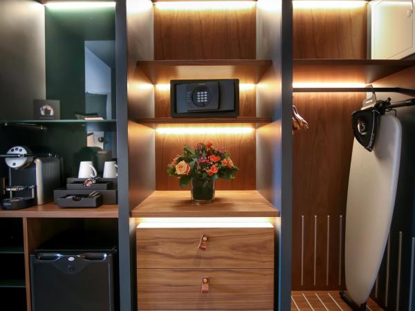 The Alex : photo 1 de la chambre chambre lit king-size