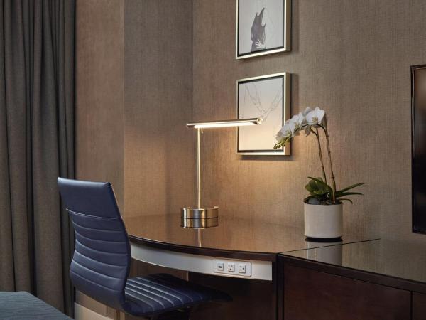 Hotel AKA Back Bay : photo 2 de la chambre chambre lit king-size standard