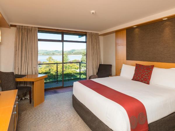 Millennium Hotel Rotorua : photo 1 de la chambre superior king - lake-facing