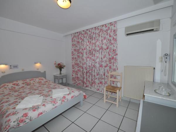 King Thiras Hotel : photo 2 de la chambre chambre double ou lits jumeaux