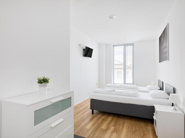 Hotel & Hostel Letov : photo 3 de la chambre chambre lits jumeaux deluxe