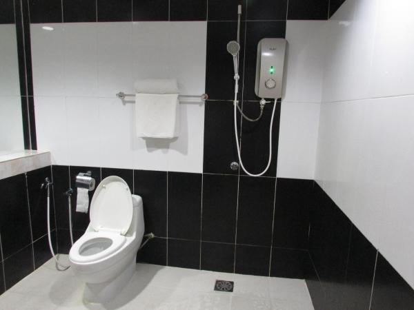 Safari Hotel : photo 1 de la chambre chambre triple