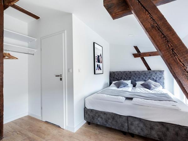 Cinema Apartments : photo 4 de la chambre studio lit queen-size de luxe