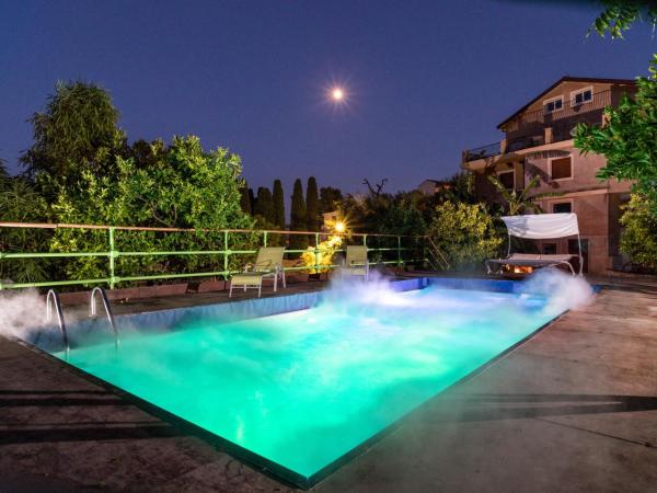 Medea Residence appartamenti vacanze : photo 3 de la chambre appartement 1 chambre avec patio