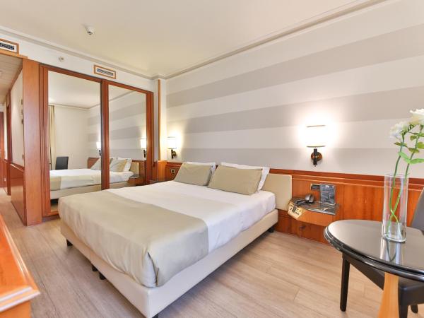 Hotel Leon d'Oro : photo 2 de la chambre chambre double