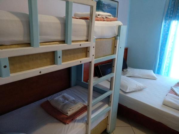 Diethnes Hotel : photo 9 de la chambre chambre quadruple classique