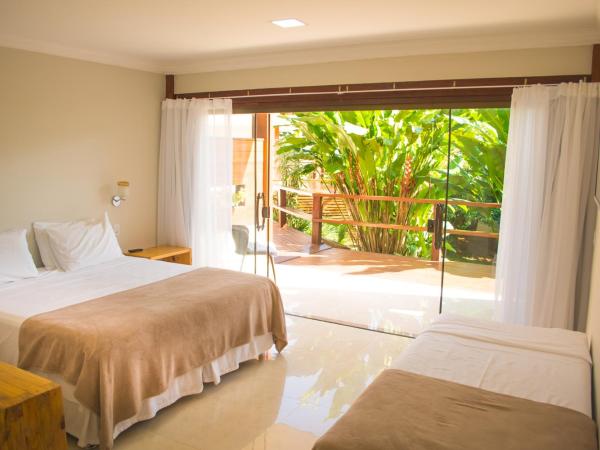 Pousada Blue Ocean : photo 2 de la chambre chambre triple avec balcon