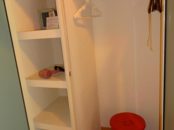 Hotel del Capitán de Puebla - Vitrales : photo 3 de la chambre chambre double