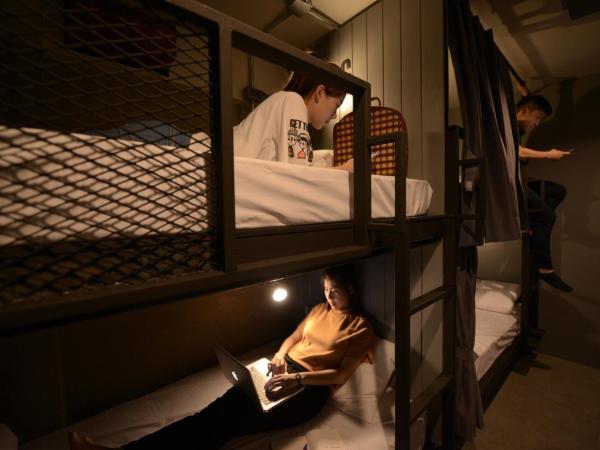 Bed & Bike Hostel : photo 3 de la chambre lit dans dortoir mixte de 4 lits