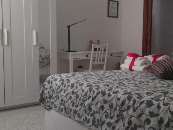 TORRE ANGELLARA B&B : photo 5 de la chambre chambre double ou lits jumeaux avec salle de bains privative externe