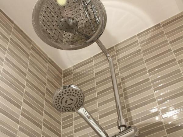 Hostal Mónaco : photo 3 de la chambre chambre double avec salle de bains privative