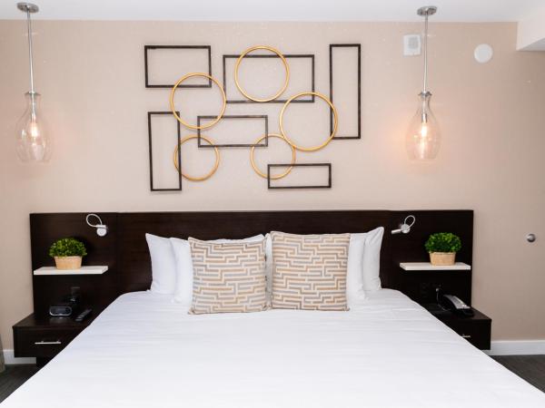 Berkeley Shore Hotel : photo 4 de la chambre chambre lit king-size standard