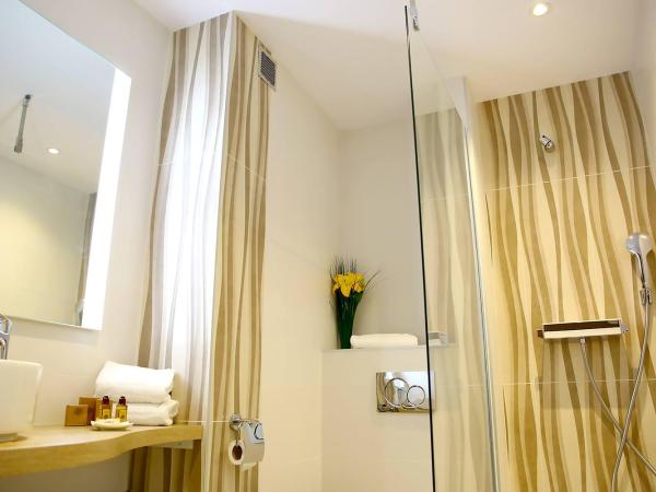 Hôtel Restaurant Splendid Camargue : photo 6 de la chambre chambre double ou lits jumeaux - vue sur mer