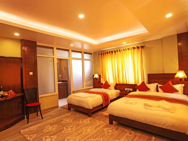 Hotel The Clock : photo 8 de la chambre chambre familiale deluxe