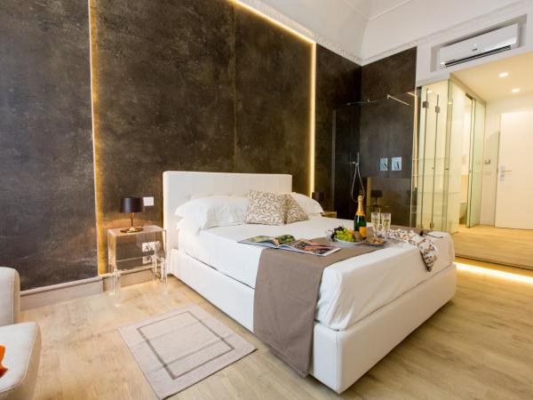 Palermo In Suite Aparthotel : photo 5 de la chambre appartement avec douche