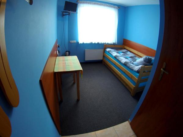 Noclegi Wega : photo 4 de la chambre chambre double (1 adulte et 1 enfant)